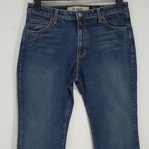GAP dark wash 32x31 stretch size 14 boot cut jeans